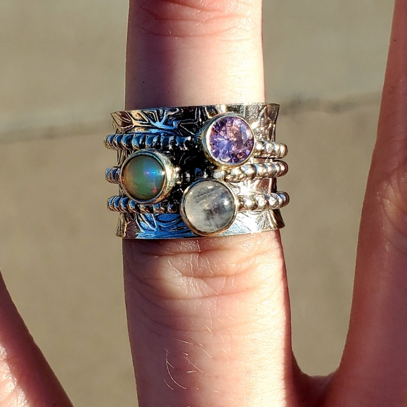 New Ethiopian Opal, Rainbow Moonstone and Pink Topaz Silver Spinner Ring. - Picture 4 of 16